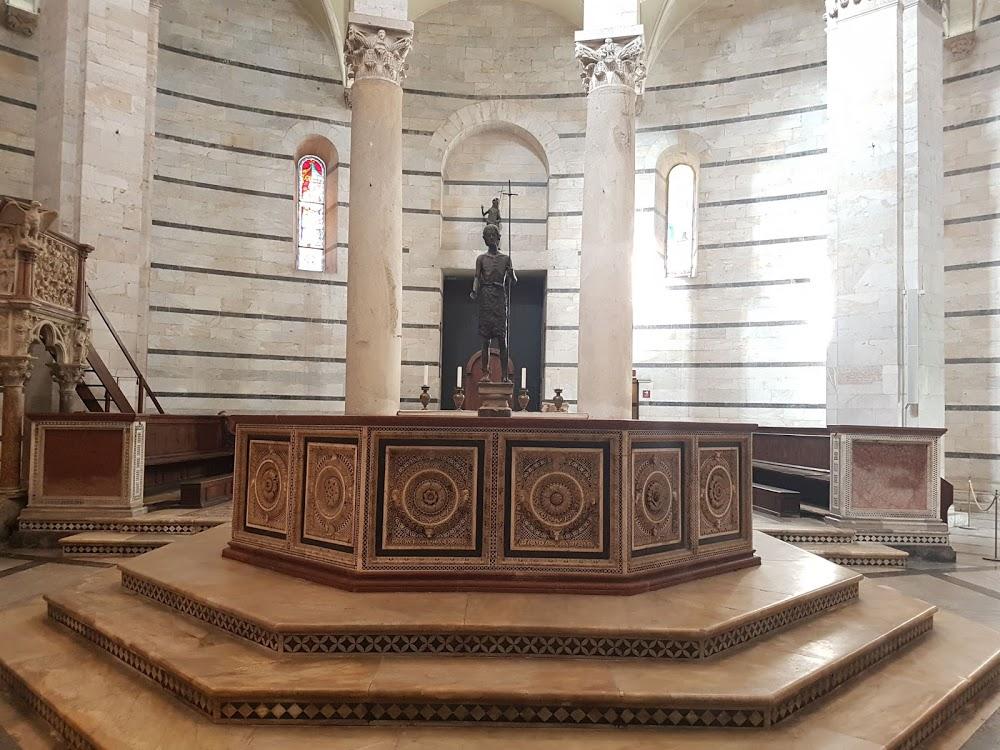 pisa-baptistery
