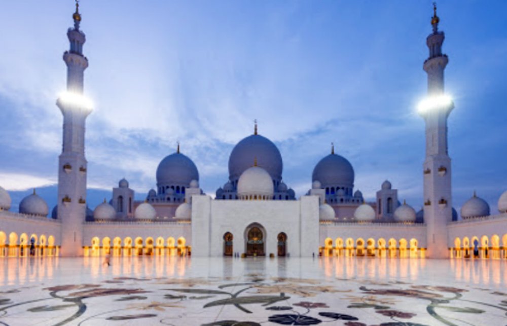 sheikh-zayed-grand-mosque-center