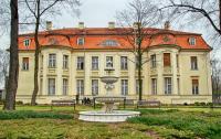 Alfreda Biedermanna Palace